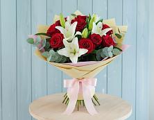 Букет цветов из:  Лилии и Розы в Вахруши