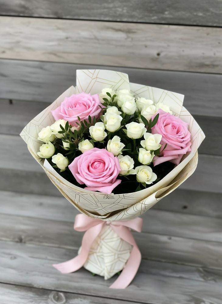 Букет цветов из: Розы в Вахруши
