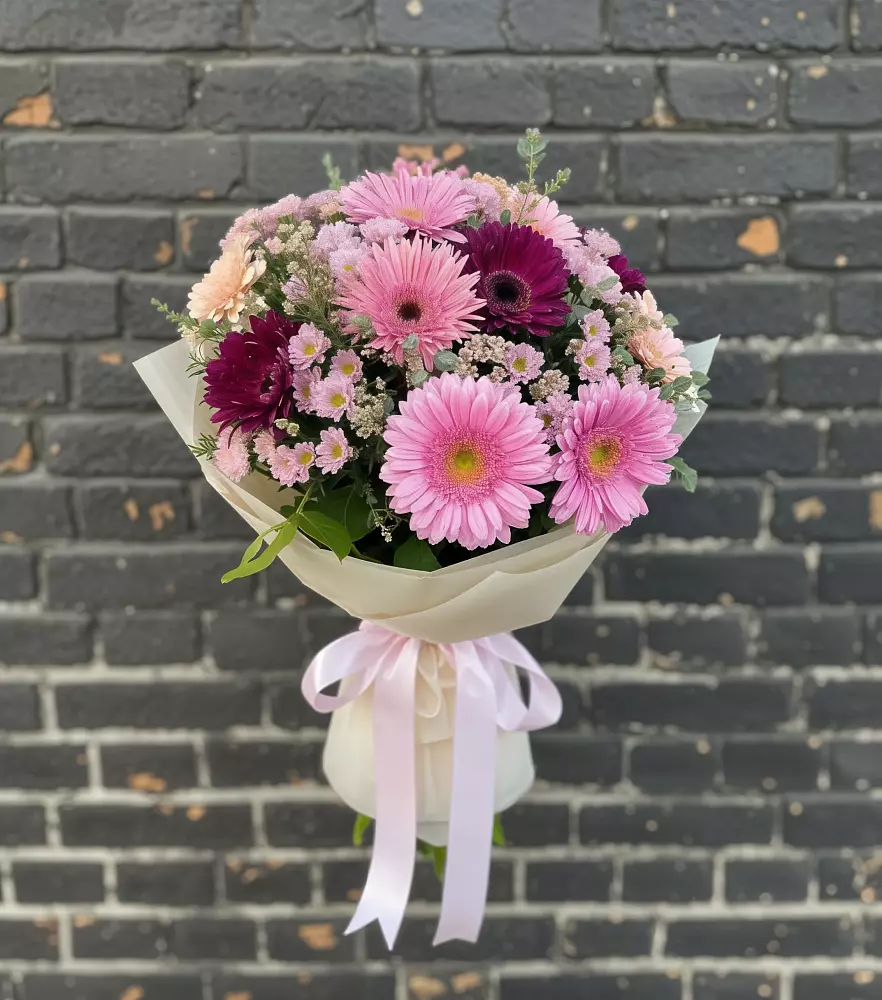 Букет цветов из: Герберы и Хризантемы в Вахруши