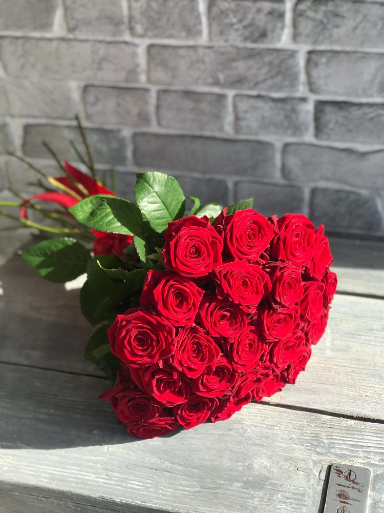 Букет Красные розы Фридом в Вахруши