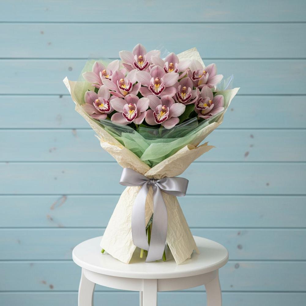 Букет цветов из: Орхидеи и Розы в Вахруши