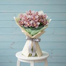 Букет цветов из:  Орхидеи и Розы в Вахруши