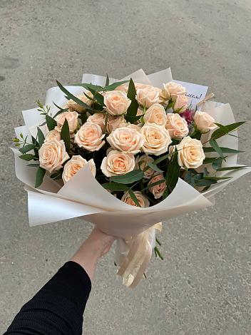 Букет Кремовые розы Латте в Вахруши