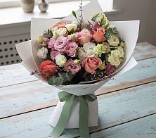 Букет цветов из:  Розы, Лизиантусы и Гвоздики в Вахруши