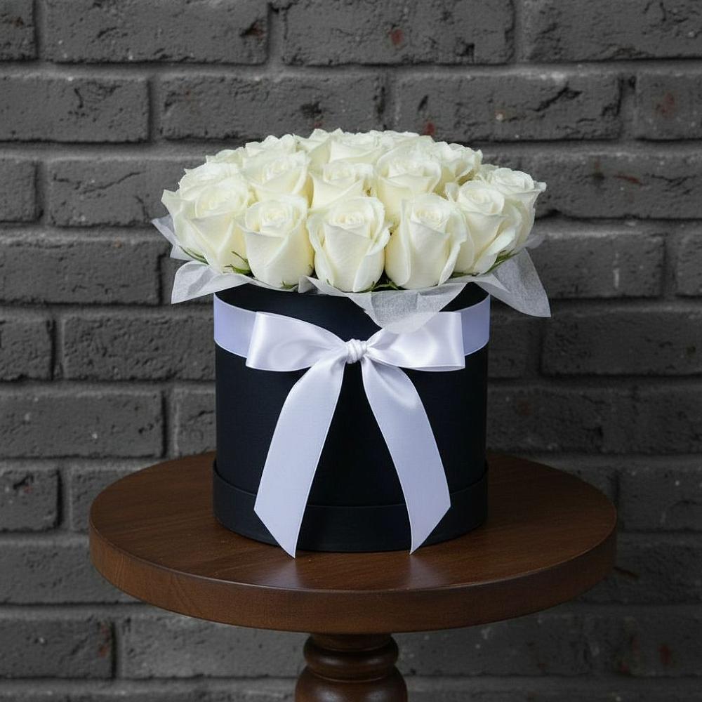 Цветочная композиция из Розы в шляпной коробке в Вахруши